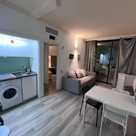 Luxury With Pool View Aparthotel 3*