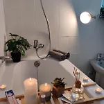 Luxury With Pool View Апарт-готель 3*