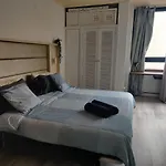 Апарт-готель Luxury With Pool View Адехе