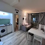 Luxury With Pool View Апарт-готель 3*