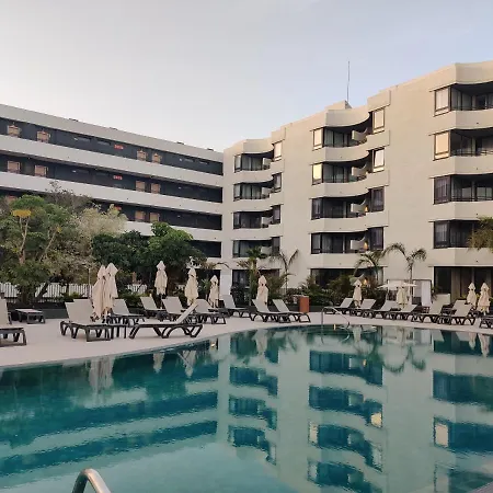 Luxury With Pool View