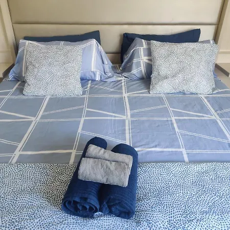 Aparthotel Luxury With Pool View 3*