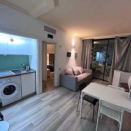 아파트호텔 Luxury With Pool View 3*