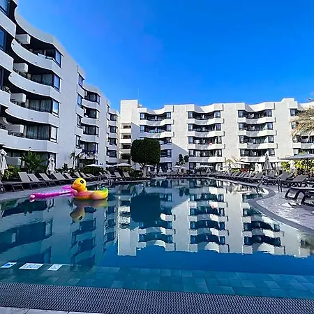 Luxury With Pool View 3*