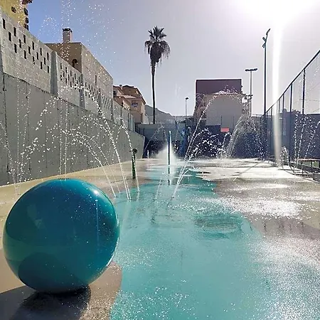 Luxury With Pool View 아파트호텔 3*