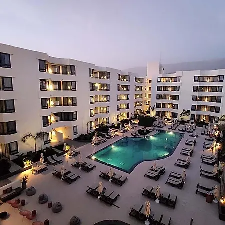 Luxury With Pool View